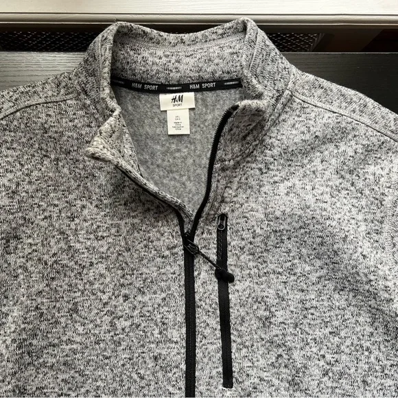 H&M Sport Zip Up Microfleece Sweater Black and White size L - Picture 3 of 9